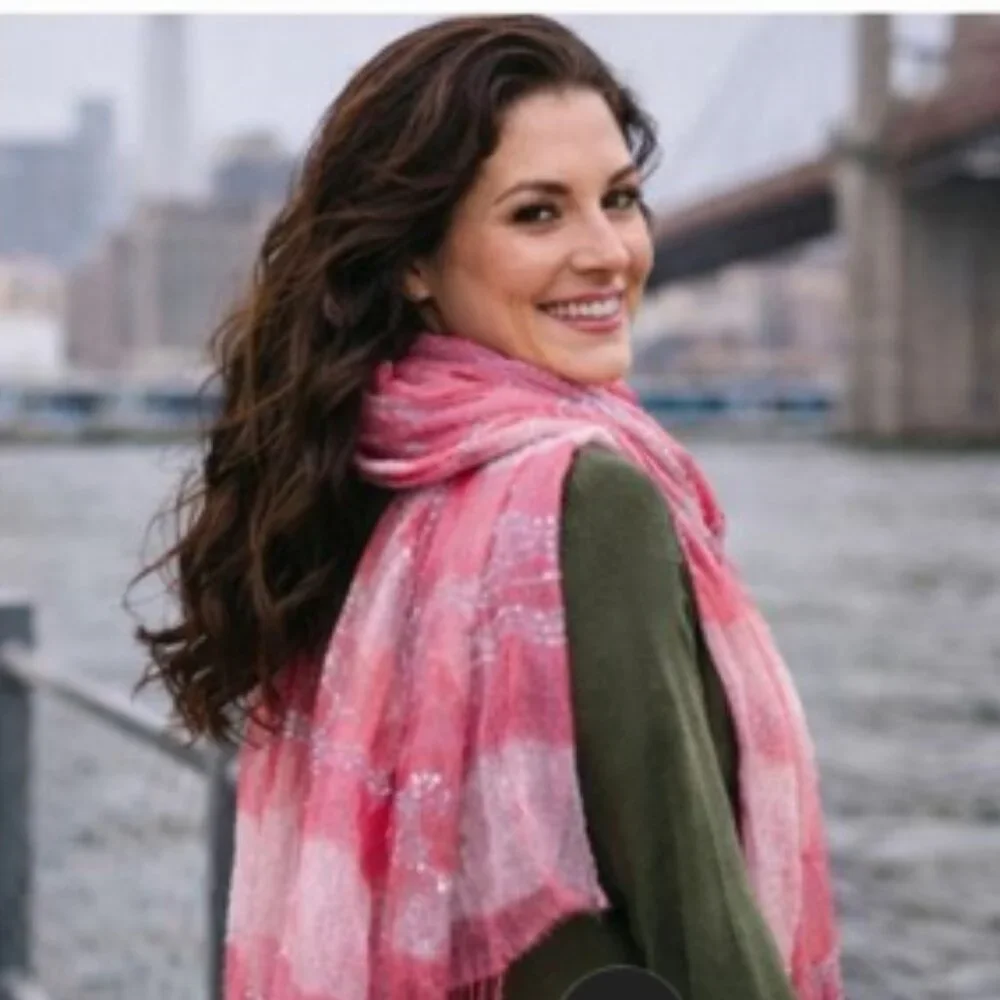 💗 Vintage Pink & White Crinkle Scarf with Silver Metallic Thread | Playful